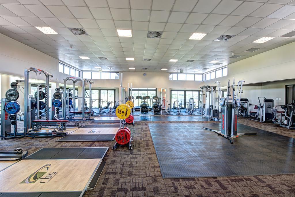 Royal Marang Hotel Phokeng Exteriör bild The gym at the National Institute of Sporting Performance
